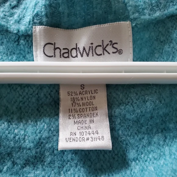 Sweater - Picture 4 of 4